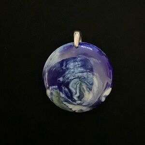 Artisan Glass Blue Swirl Pendant